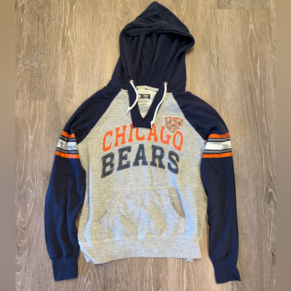 Chicago Bears Women's Navy & Gray Hooded Pullover Sweatshirt